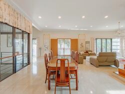 Holland Grove Park (D10), Semi-Detached #597514221